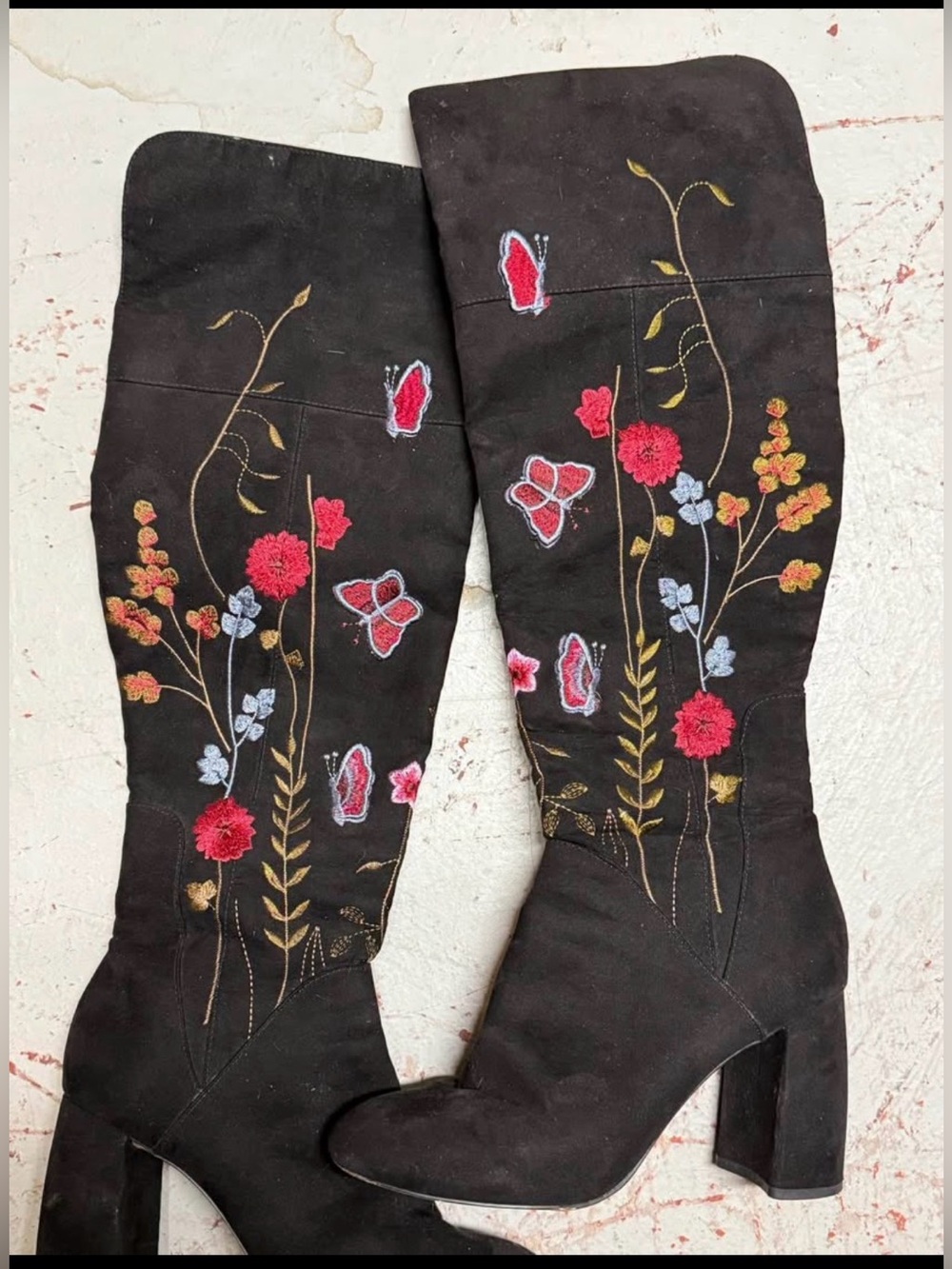 Women's Black Embroidered Knee-High Boots with Floral Detail